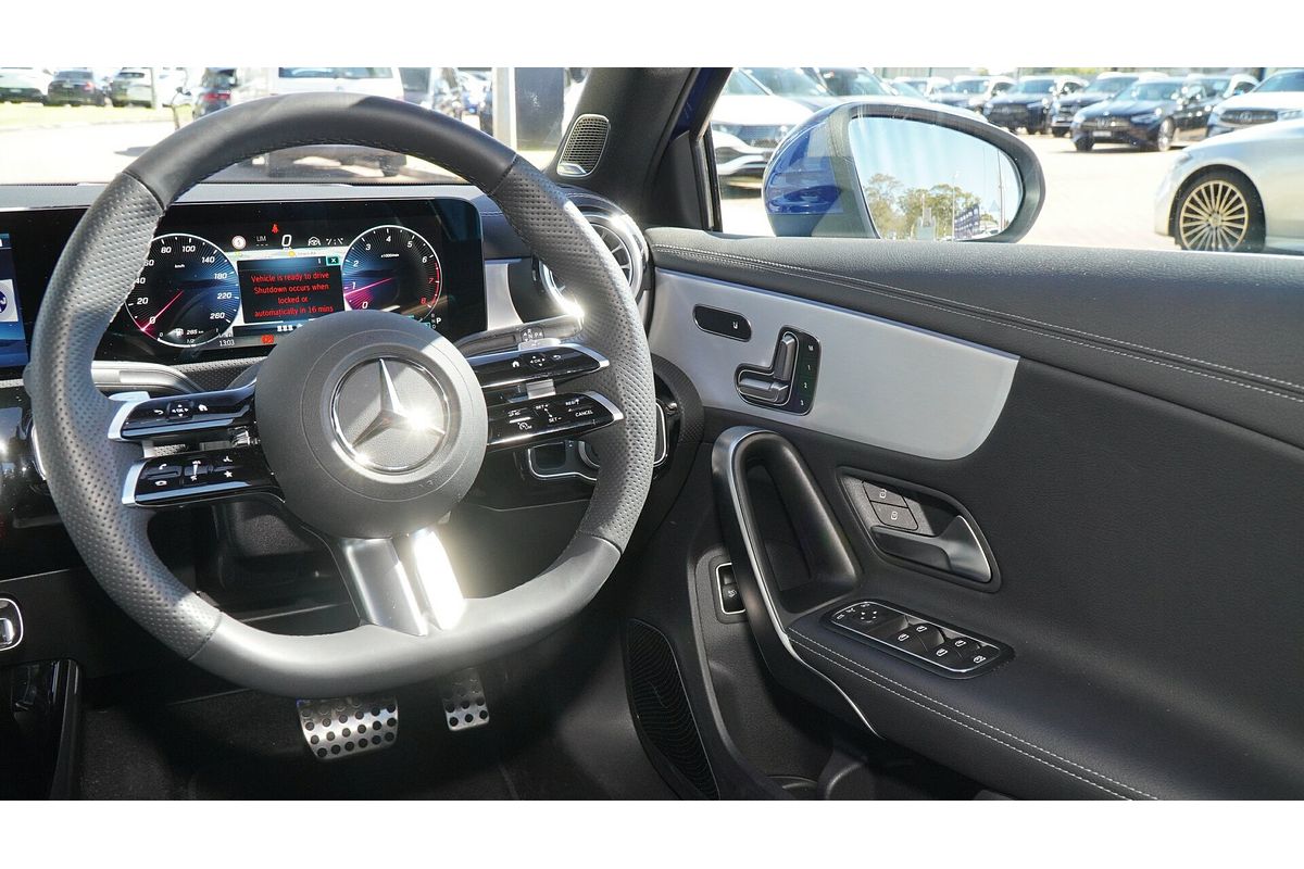 2025 Mercedes-Benz A-Class A250 V177