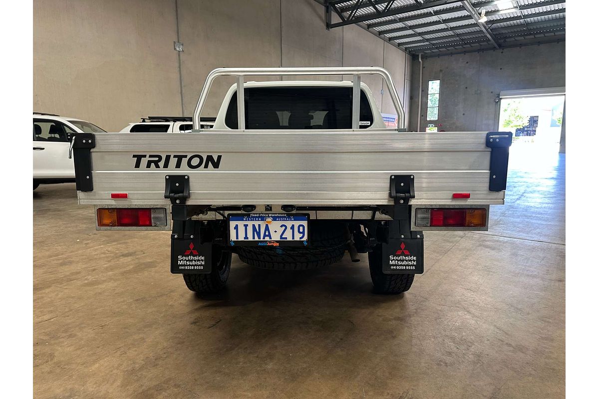 2024 Mitsubishi Triton GLX MR 4X4