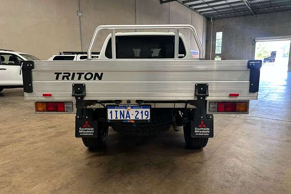 2024 Mitsubishi Triton GLX MR 4X4