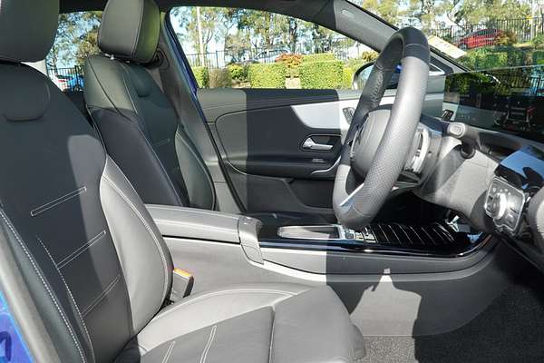 2025 Mercedes-Benz A-Class A250 V177