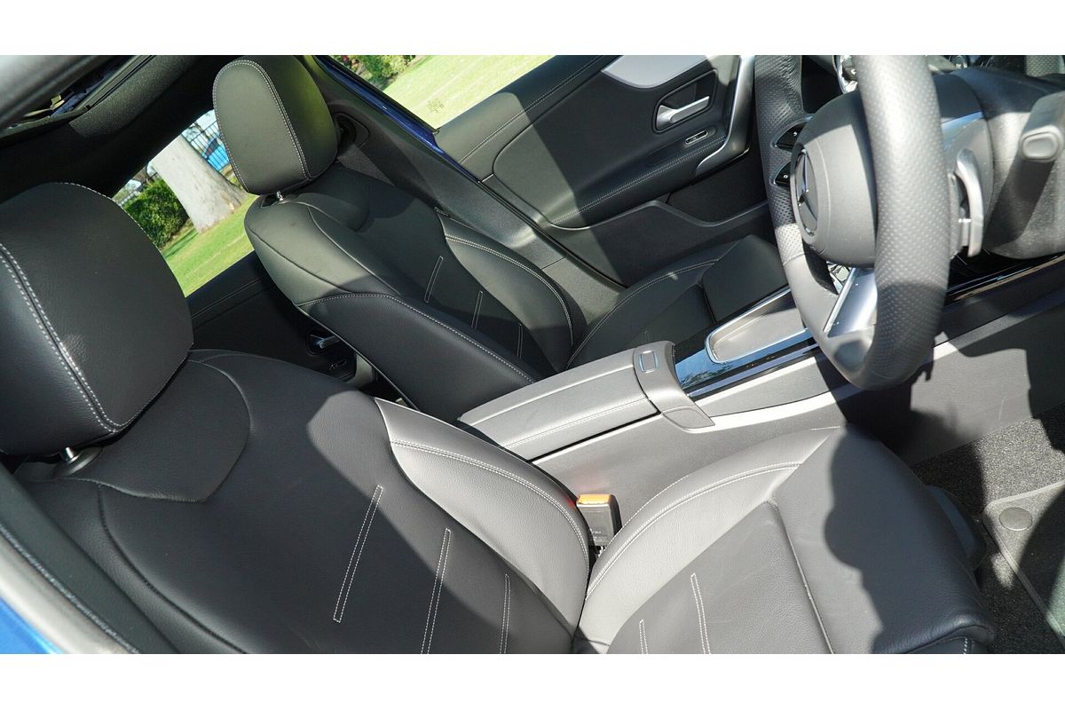 2025 Mercedes-Benz A-Class A250 V177