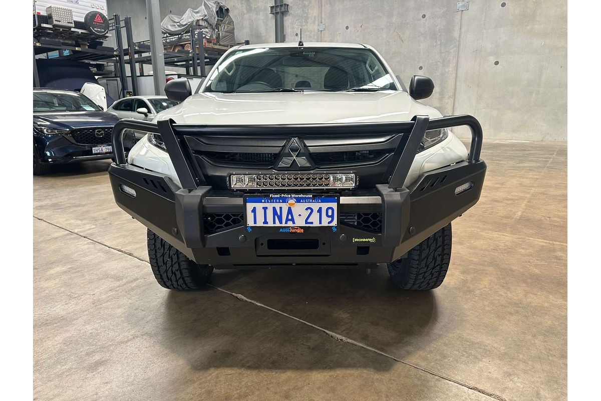 2024 Mitsubishi Triton GLX MR 4X4