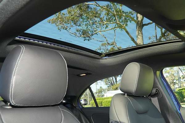 2025 Mercedes-Benz A-Class A250 V177