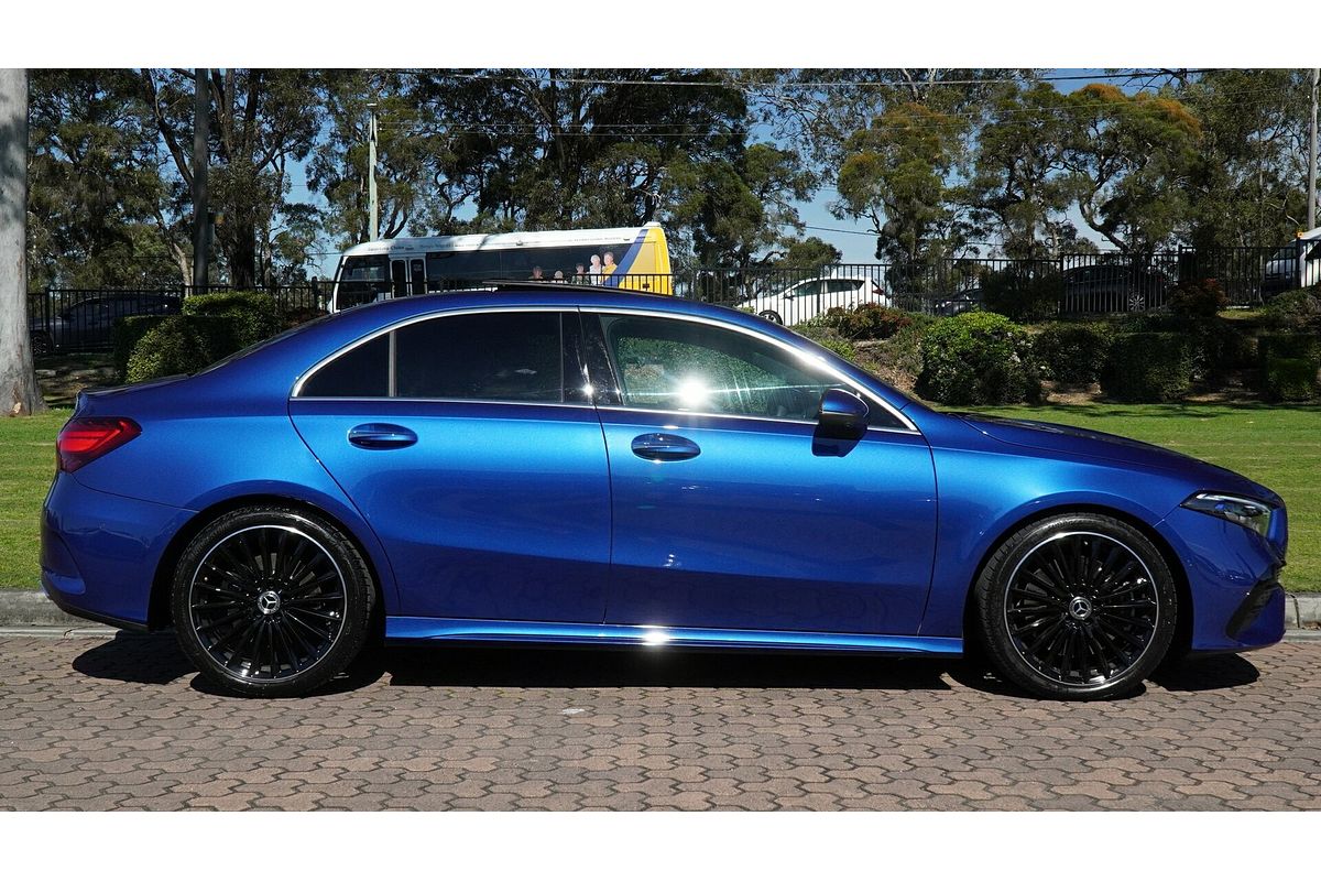 2025 Mercedes-Benz A-Class A250 V177