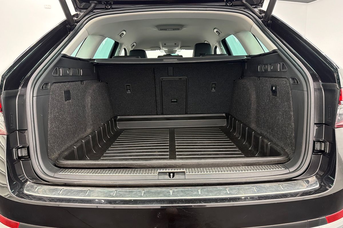 2021 SKODA Superb 200TSI Scout NP