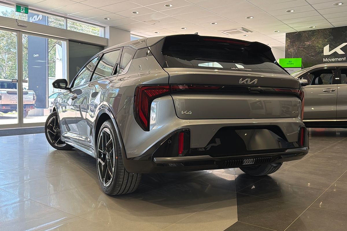 2025 Kia K4 GT-Line CL4m
