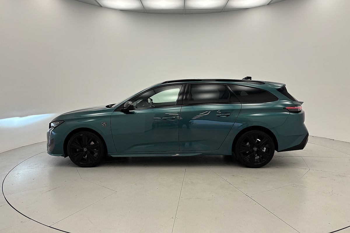 2021 Peugeot 308 GT P84