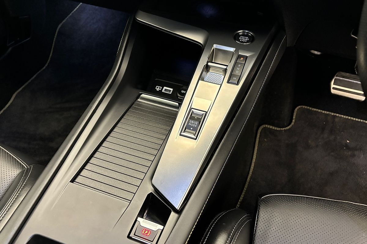 2021 Peugeot 308 GT P84