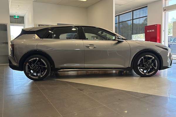 2025 Kia K4 GT-Line CL4m