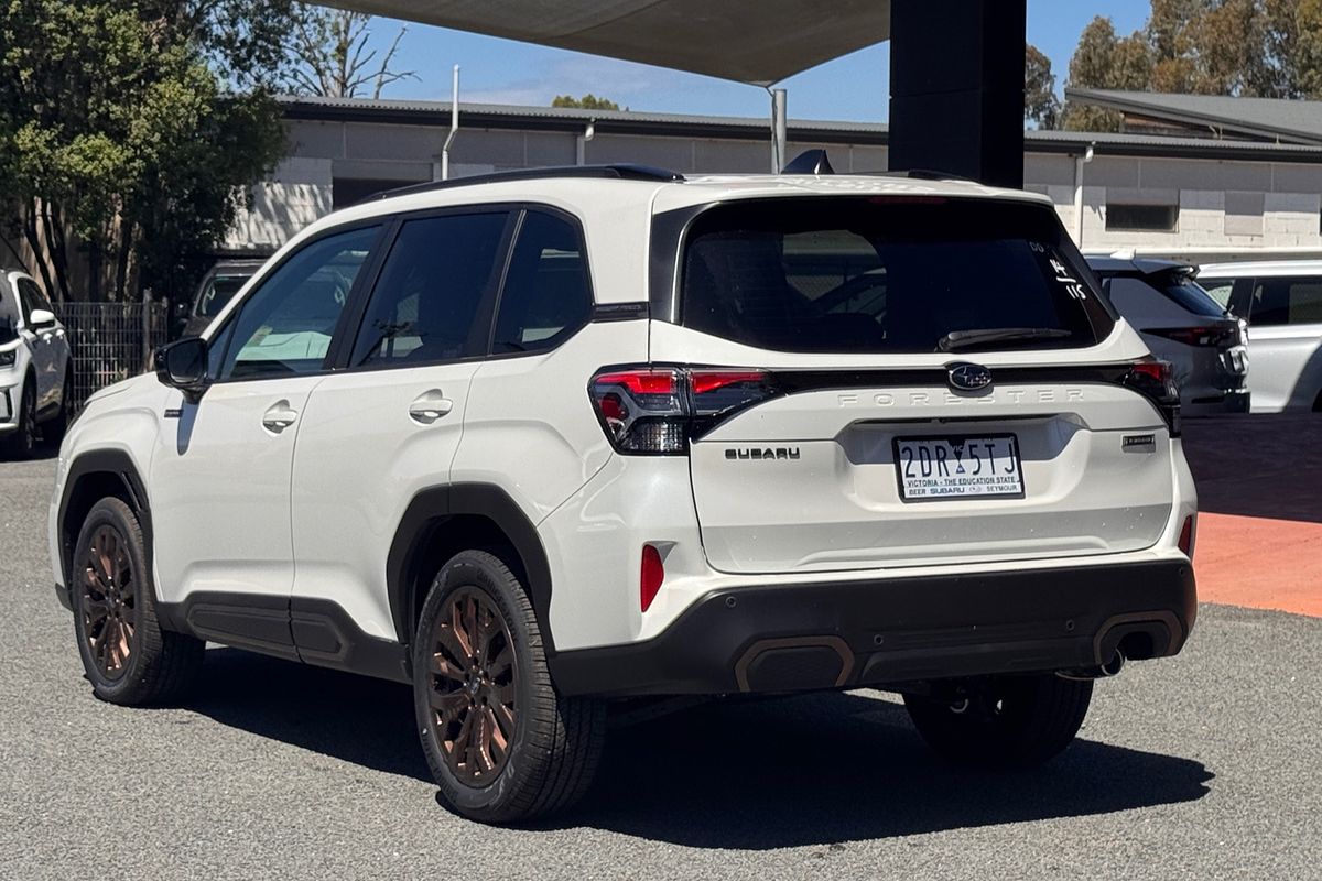 2025 Subaru Forester Hybrid Sport S6