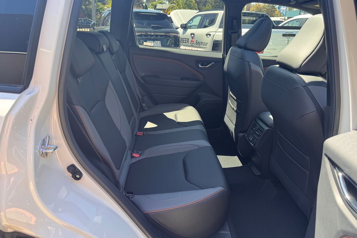 2025 Subaru Forester Hybrid Sport S6