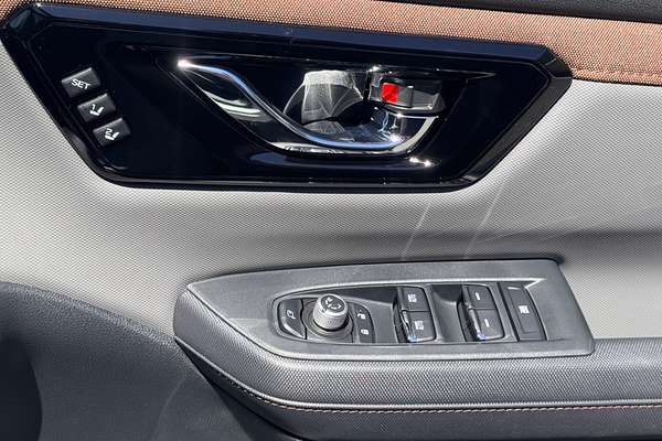 2025 Subaru Forester Hybrid Sport S6