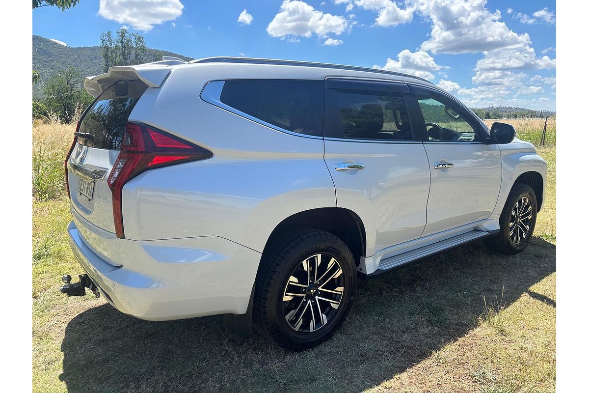 2022 Mitsubishi Pajero Sport GLS QF