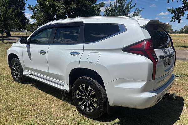 2022 Mitsubishi Pajero Sport GLS QF