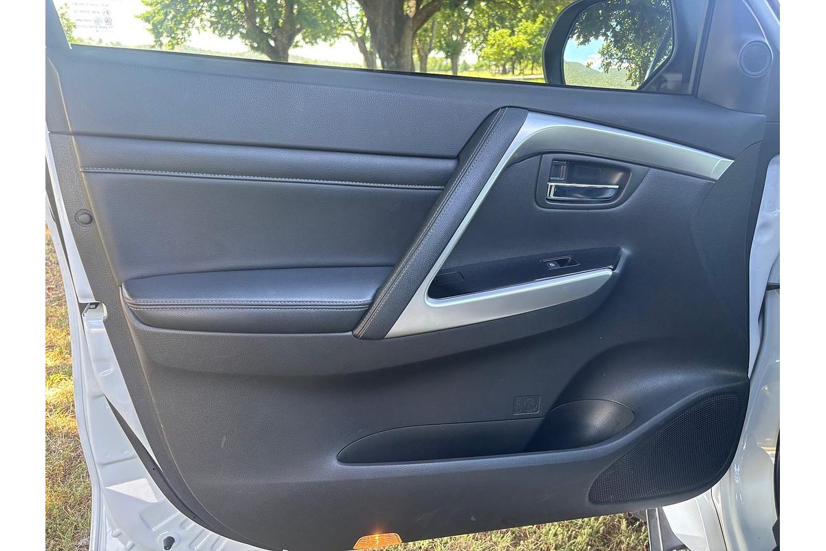 2022 Mitsubishi Pajero Sport GLS QF