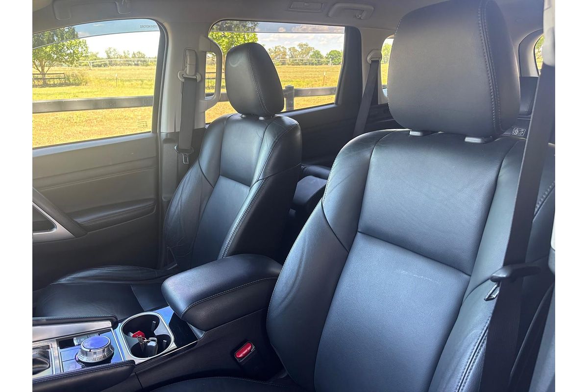 2022 Mitsubishi Pajero Sport GLS QF