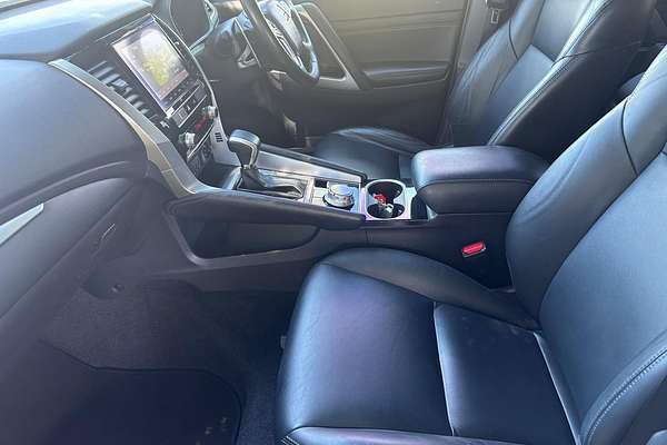 2022 Mitsubishi Pajero Sport GLS QF