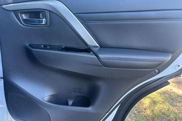 2022 Mitsubishi Pajero Sport GLS QF