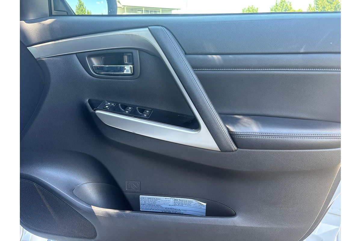 2022 Mitsubishi Pajero Sport GLS QF