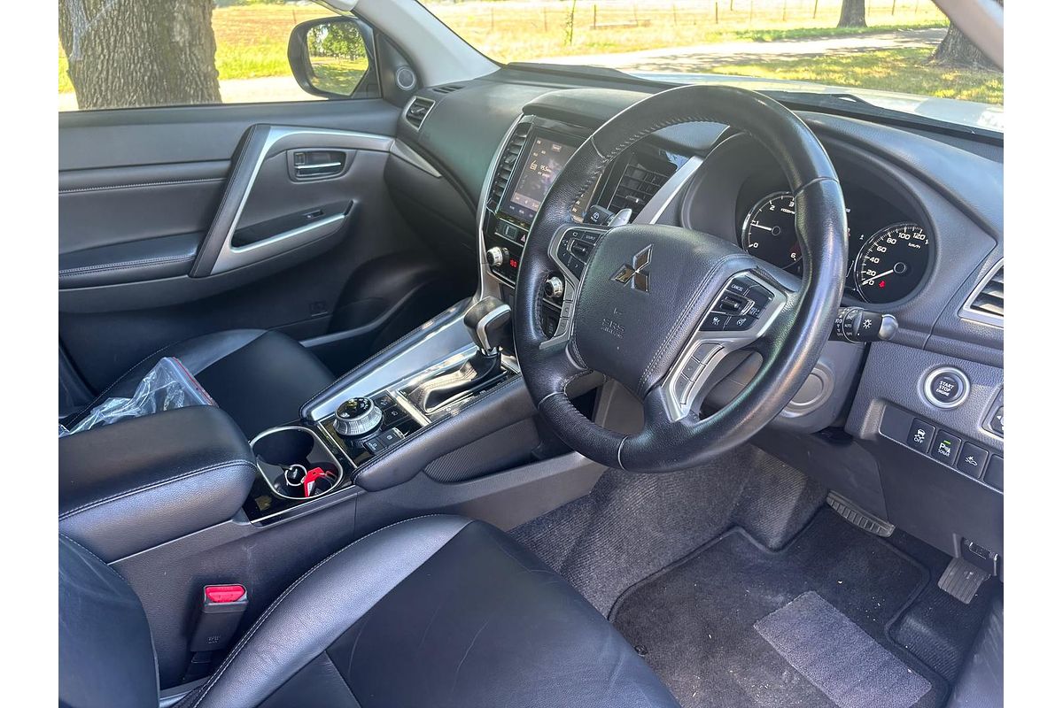 2022 Mitsubishi Pajero Sport GLS QF
