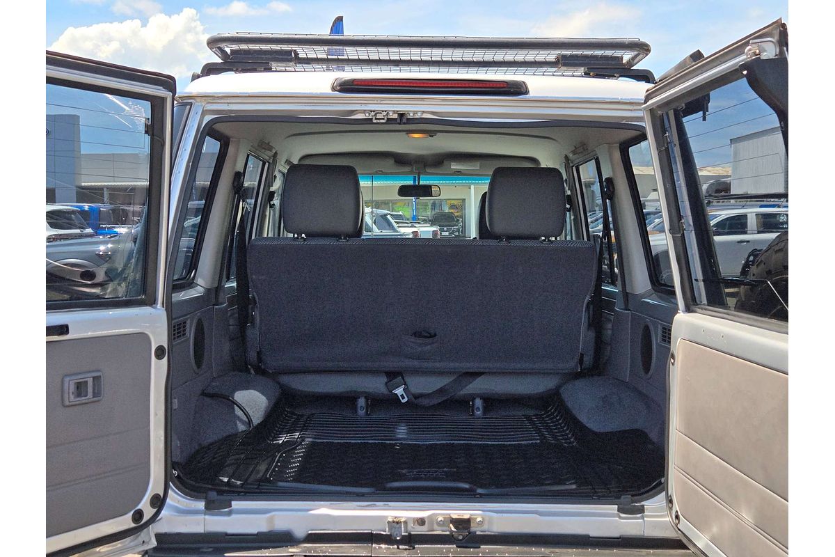 2014 Toyota Landcruiser GXL VDJ76R