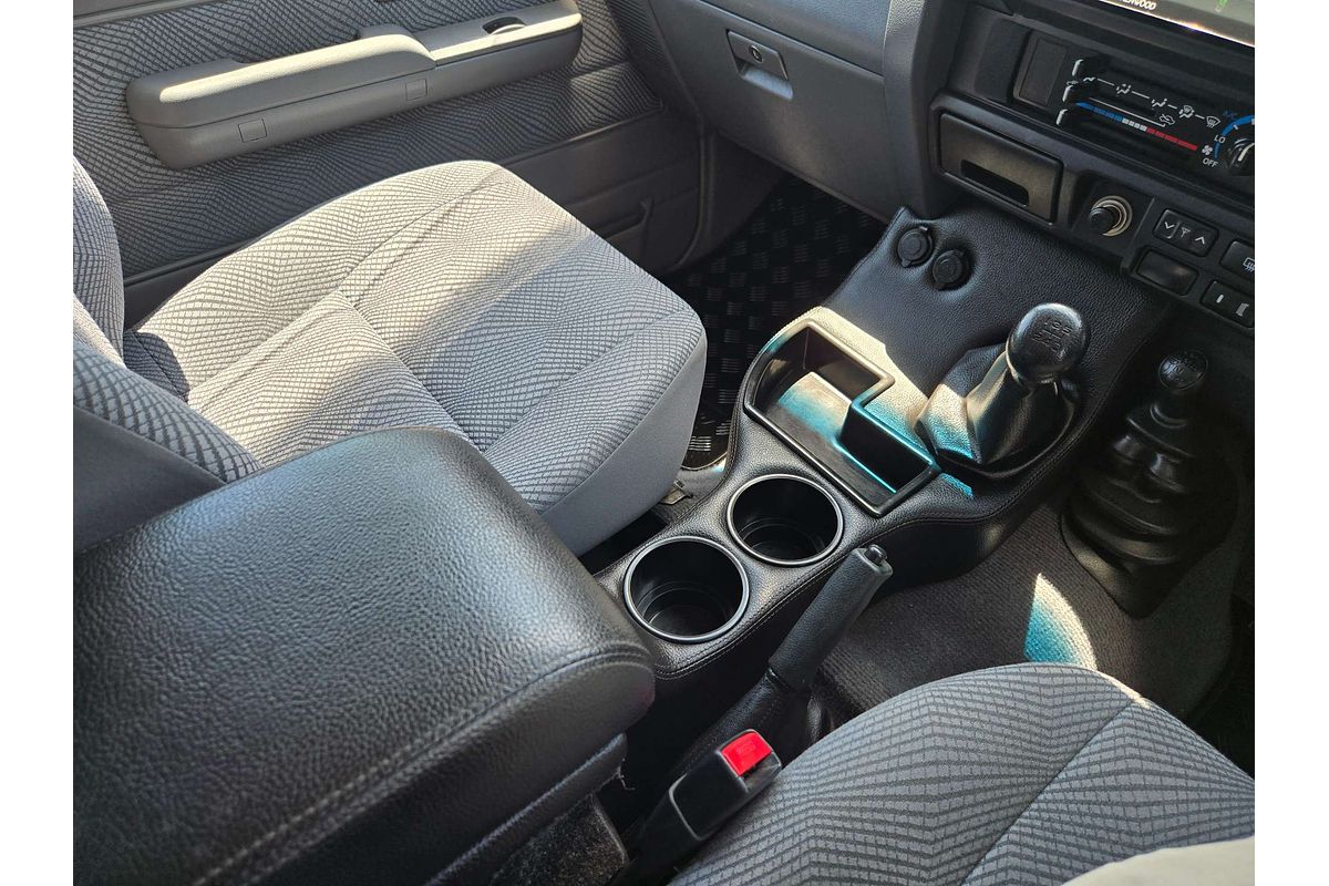 2014 Toyota Landcruiser GXL VDJ76R