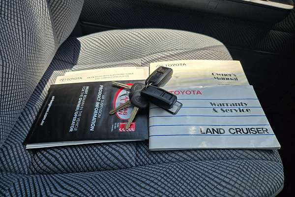 2014 Toyota Landcruiser GXL VDJ76R