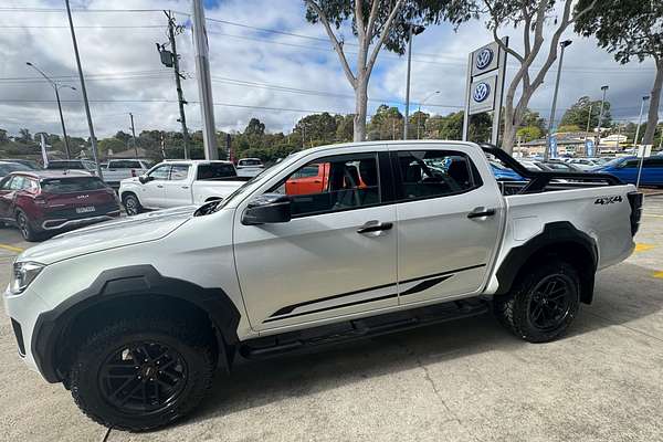 2025 Isuzu D-MAX BLADE 4X4
