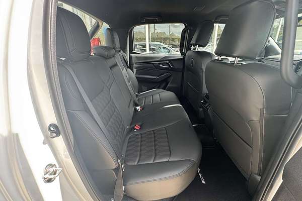 2025 Isuzu D-MAX BLADE 4X4