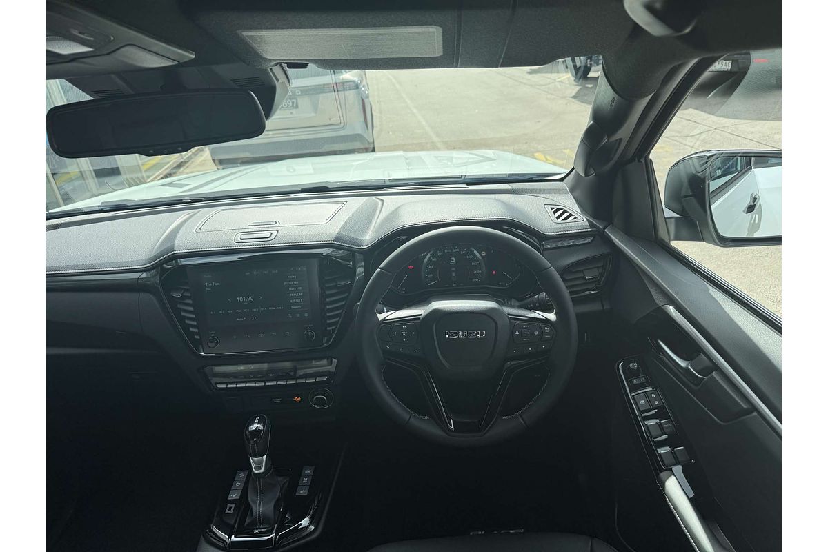 2025 Isuzu D-MAX BLADE 4X4