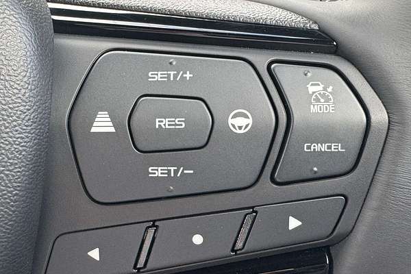 2025 Isuzu D-MAX BLADE 4X4