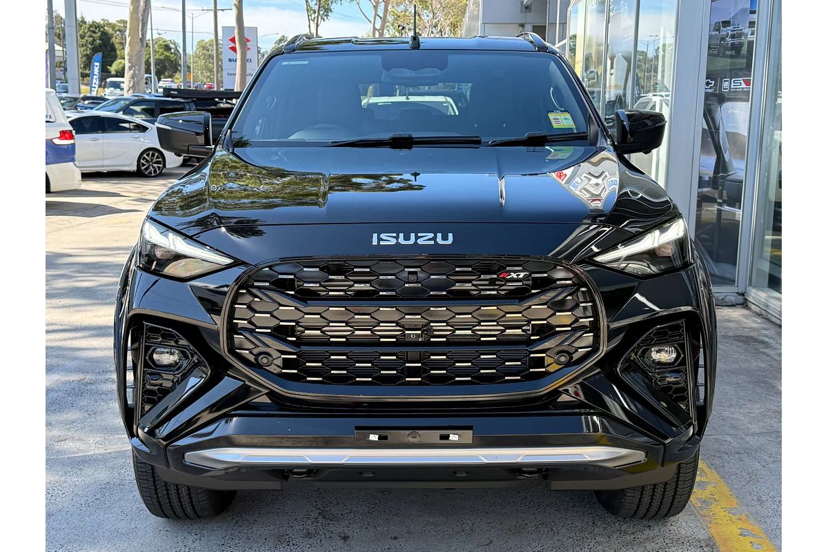 2025 Isuzu MU-X X-TERRAIN