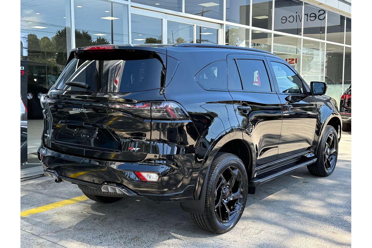 2025 Isuzu MU-X X-TERRAIN