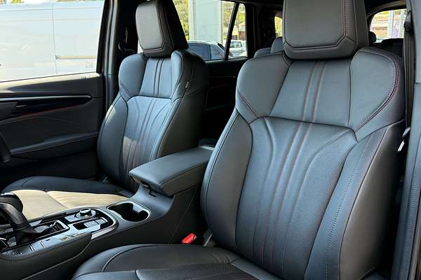 2025 Isuzu MU-X X-TERRAIN