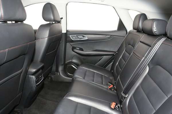 2024 MG HS Vibe SAS23