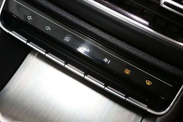 2024 MG HS Vibe SAS23