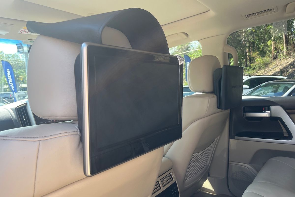 2019 Toyota Landcruiser Sahara VDJ200R