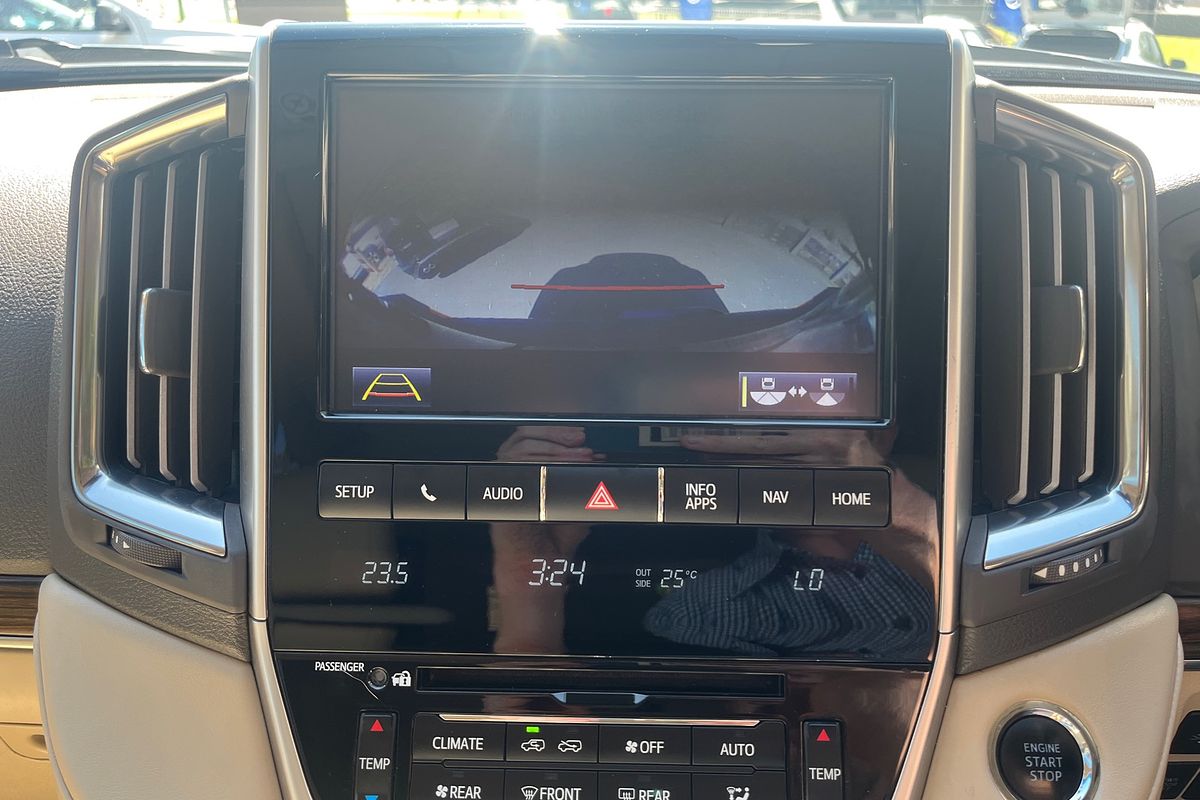 2019 Toyota Landcruiser Sahara VDJ200R