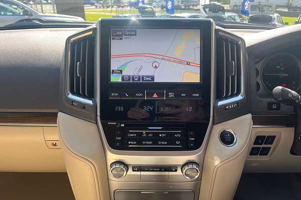 2019 Toyota Landcruiser Sahara VDJ200R