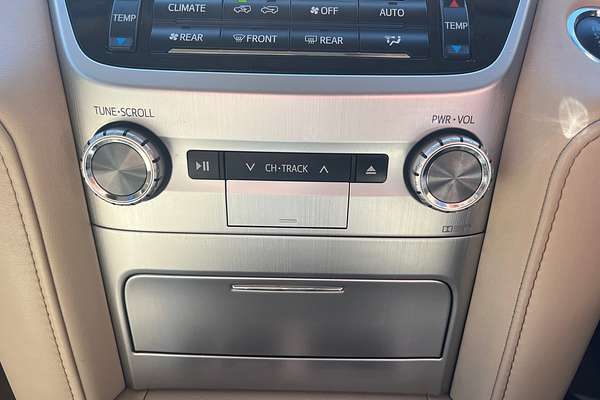 2019 Toyota Landcruiser Sahara VDJ200R