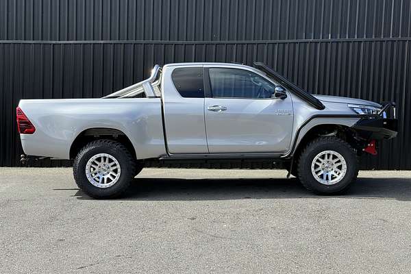 2019 Toyota Hilux SR5 GUN126R 4X4