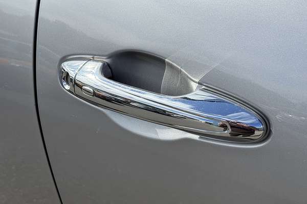 2019 Toyota Hilux SR5 GUN126R 4X4