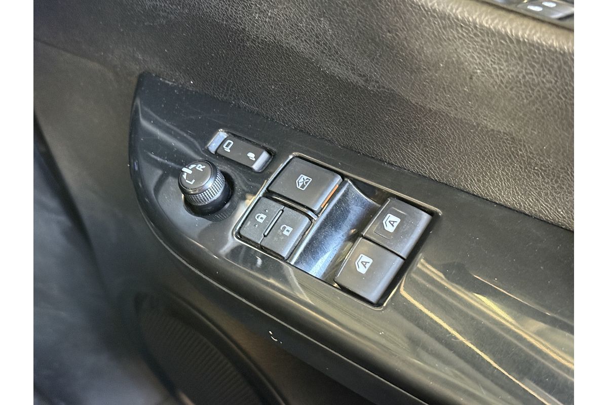 2019 Toyota Hilux SR5 GUN126R 4X4