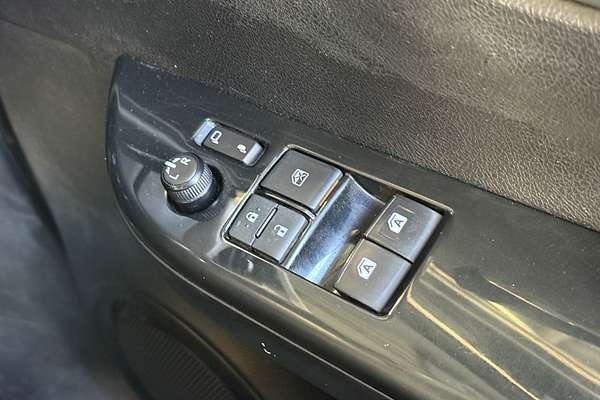 2019 Toyota Hilux SR5 GUN126R 4X4