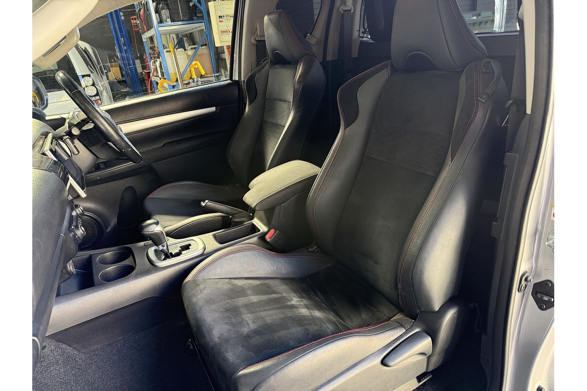 2019 Toyota Hilux SR5 GUN126R 4X4