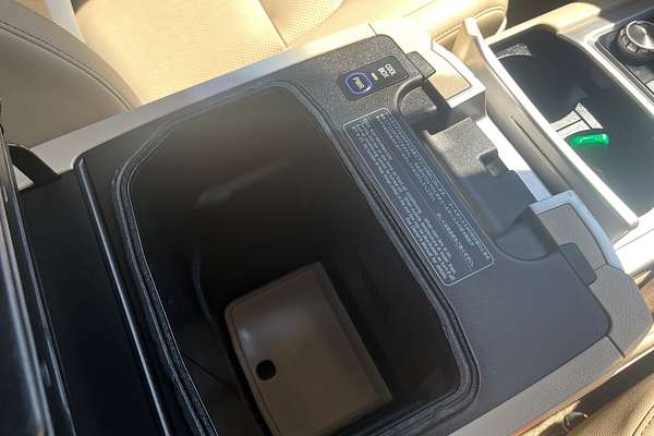 2019 Toyota Landcruiser Sahara VDJ200R