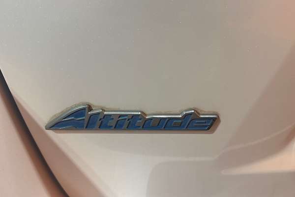 2013 Toyota Kluger Altitude GSU40R