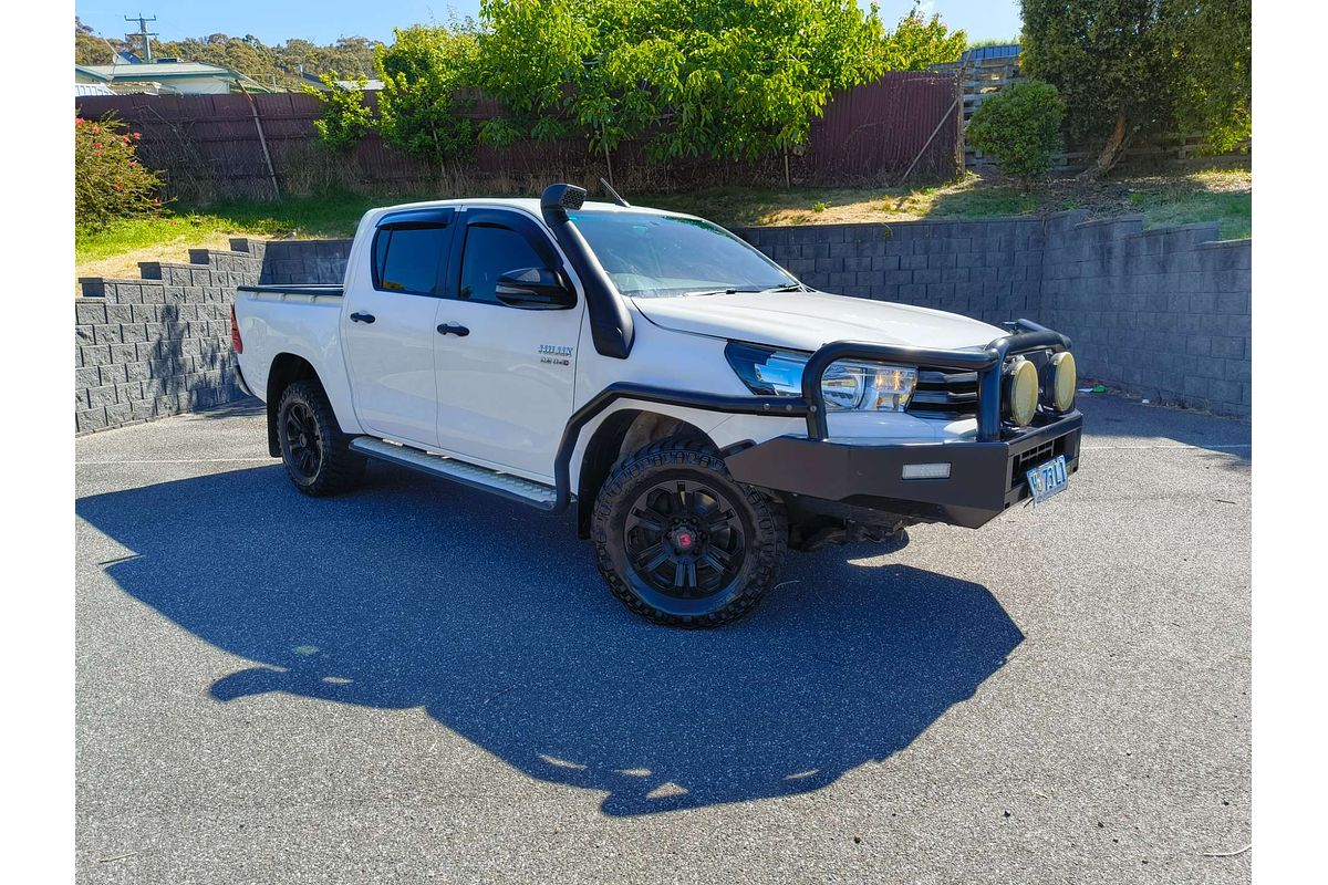 2018 Toyota Hilux SR GUN126R 4X4