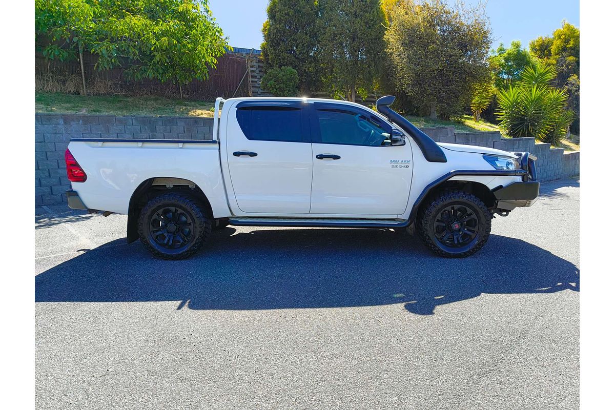 2018 Toyota Hilux SR GUN126R 4X4
