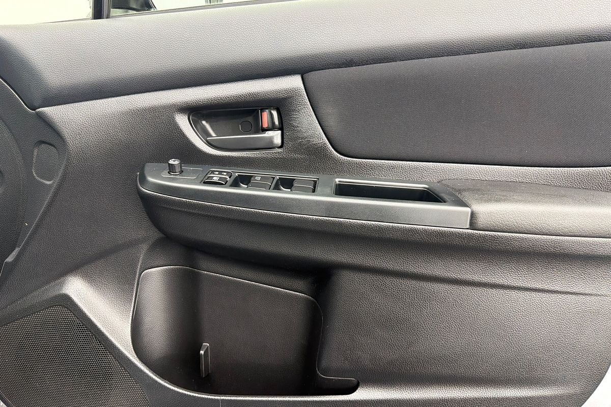 2013 Subaru XV 2.0i G4X